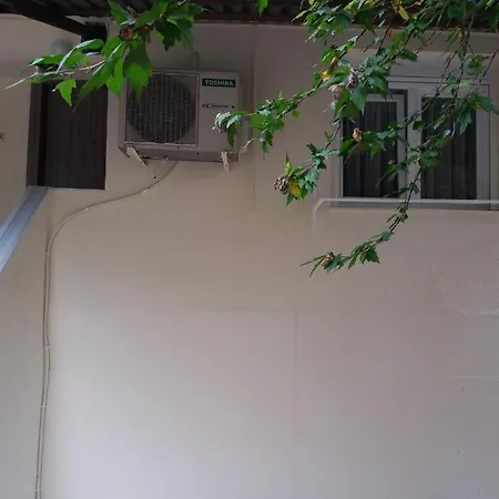 La Petite Maison Nicole 아파트